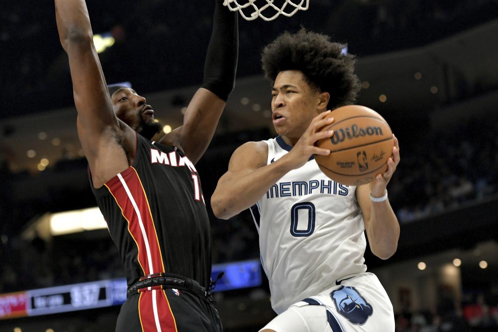 自己难以被 自己难以被