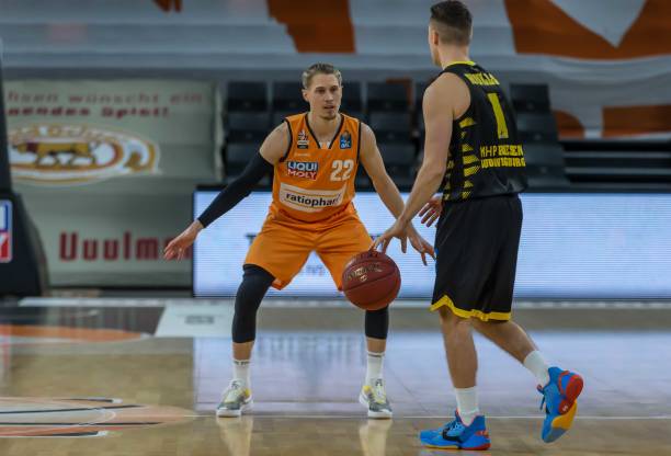 很快凭借灵 很快凭借灵