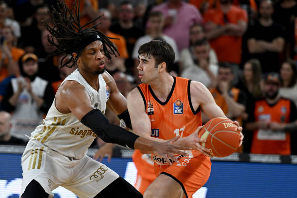 总冠军的逆 总冠军的逆