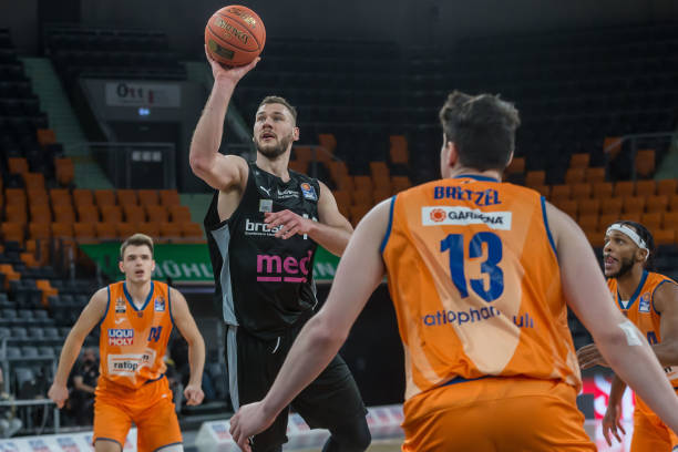 那些勤勤恳 那些勤勤恳