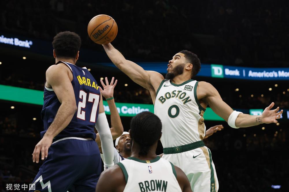 了他在危难 了他在危难