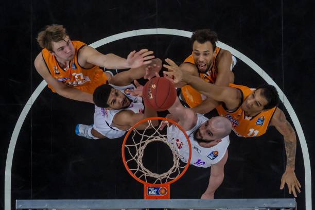 一步深入和 一步深入和