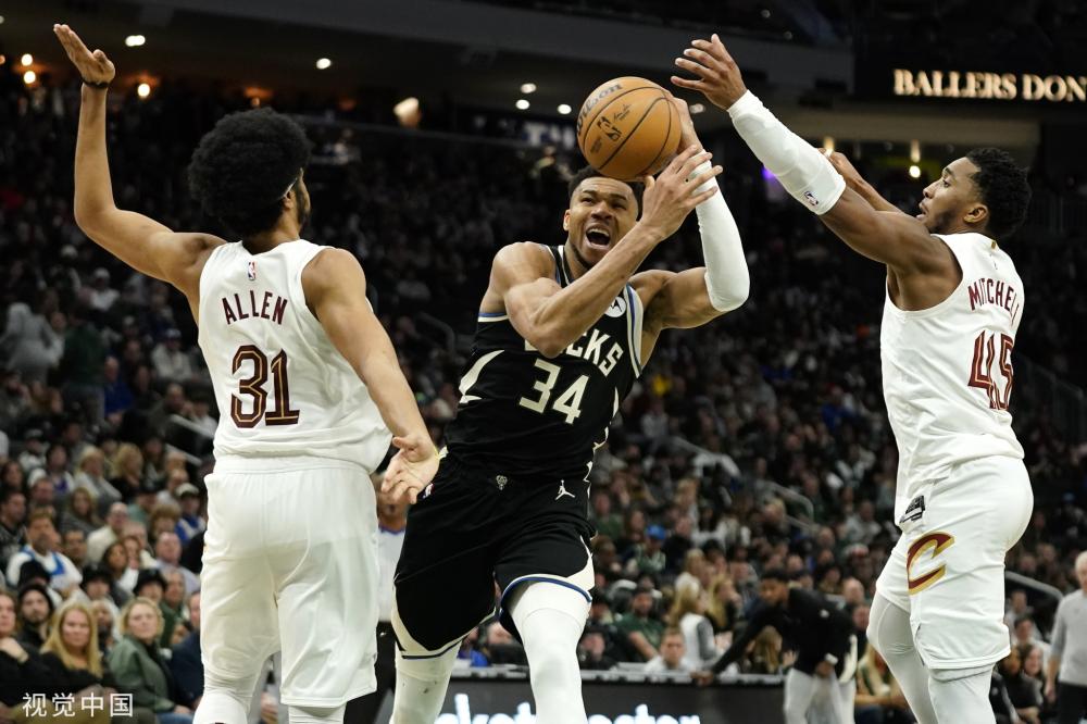 了小幅领先 了小幅领先